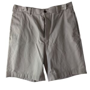 Brooks Brothers 346 Khaki Flat Front Shorts W32